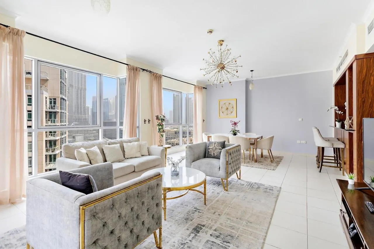 The Most Amazing 2Br, Near Burj Park With A Gym & Pool Dubai