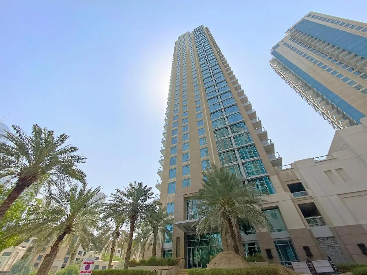 Apartment The Most Amazing 2Br, Near Burj Park With A Gym & Pool Dubai